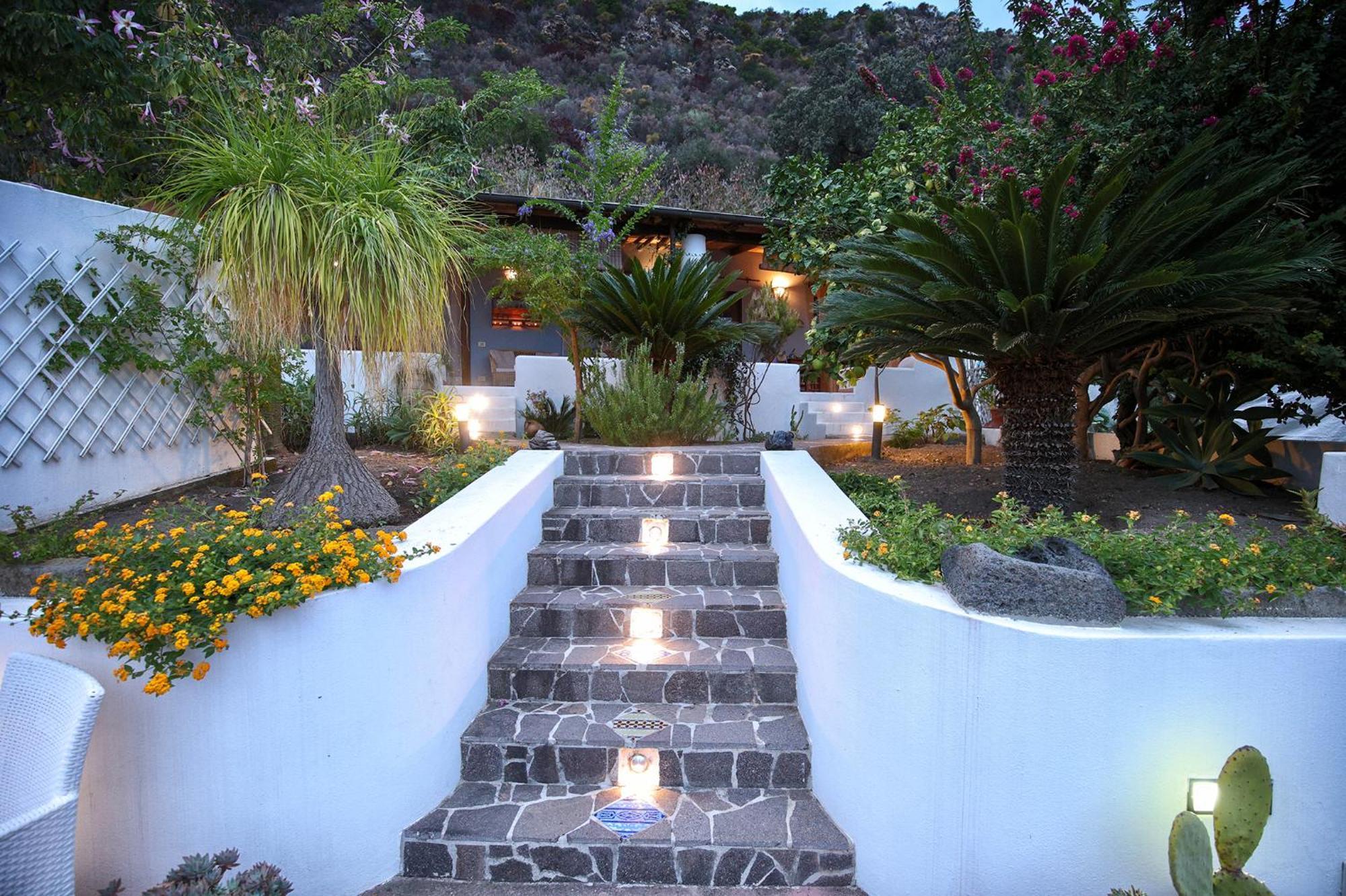 Villa Agrumeto Lipari  Buitenkant foto